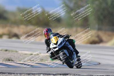 media/Oct-04-2025-CVMA (Sat) [[408bcdd6e4]]/Race 14-500-400-350 Supersport/